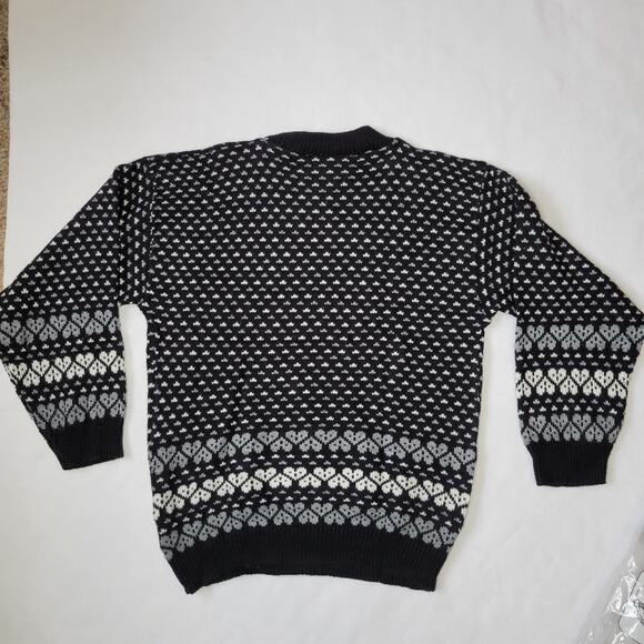 Vintage American Pride Black and White Sweater - Picture 4 of 7